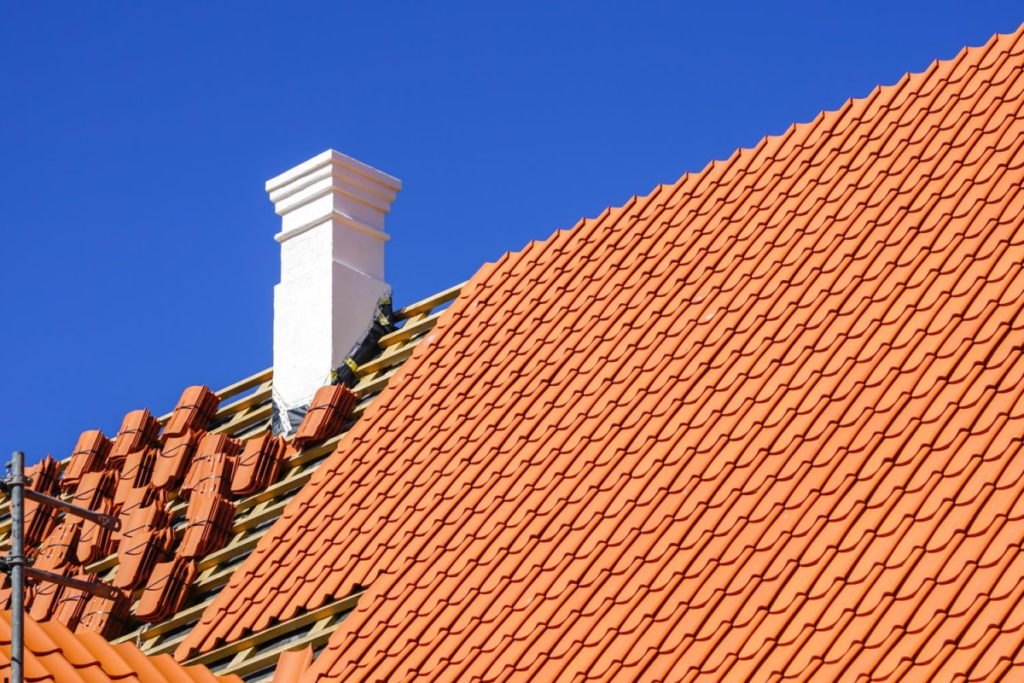 Metal Roof Tiles - Resilient Roofing New Orleans