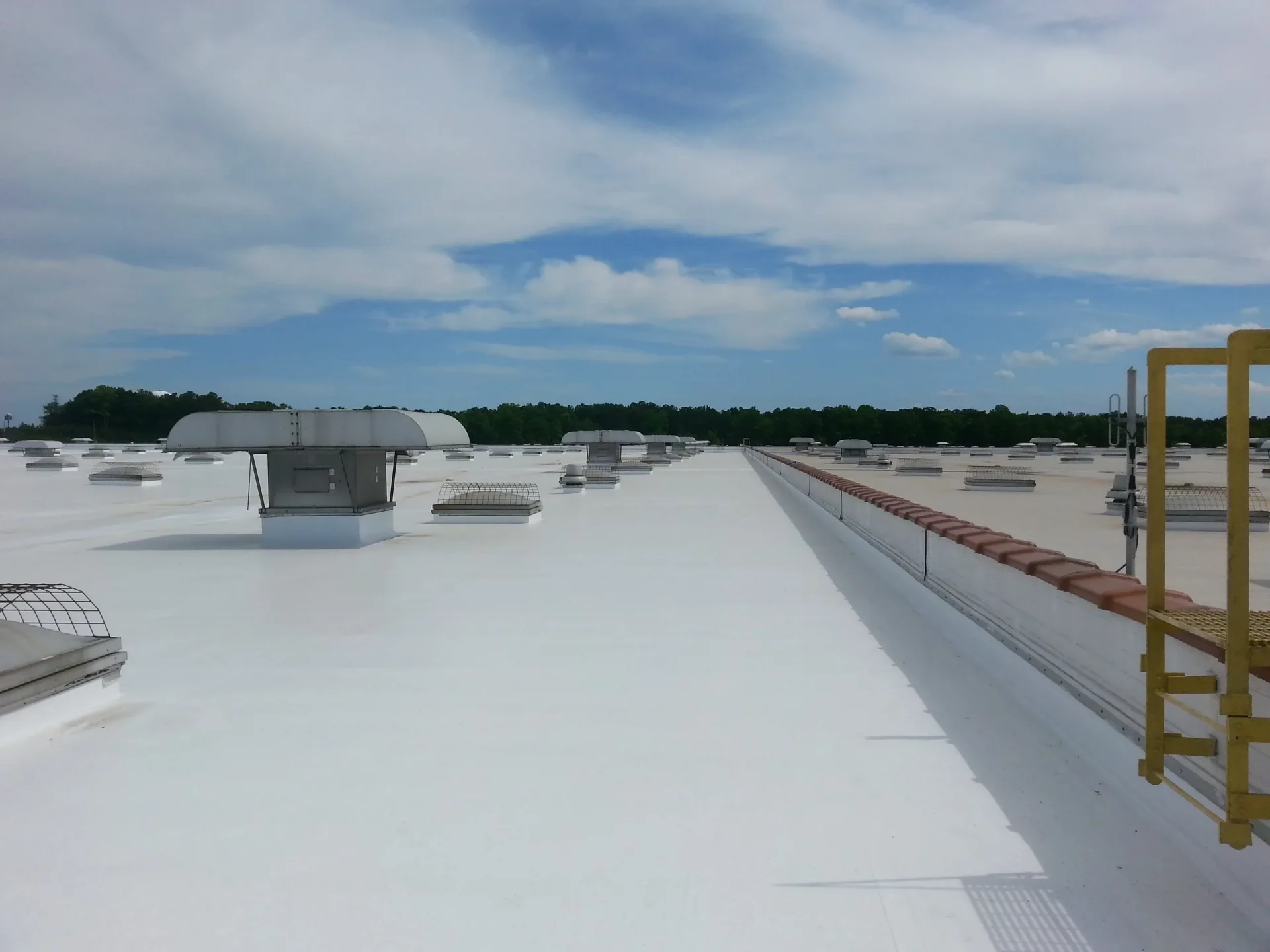 Benefits of TPO Roofing - Resilient Roofing New Orleans