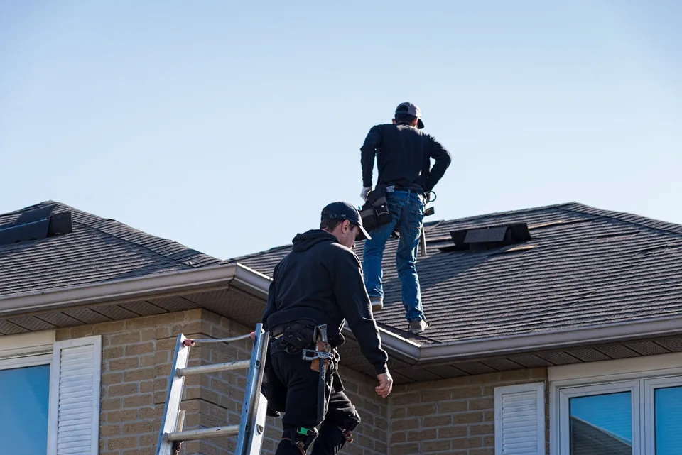 How often do roofs need to be replaced? - Resilient Roofing